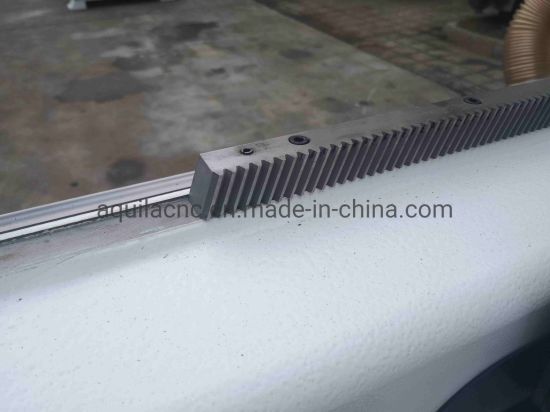 Máquina de grabado de enrutador CNC de servo motor de alta precisión Zs1325 China